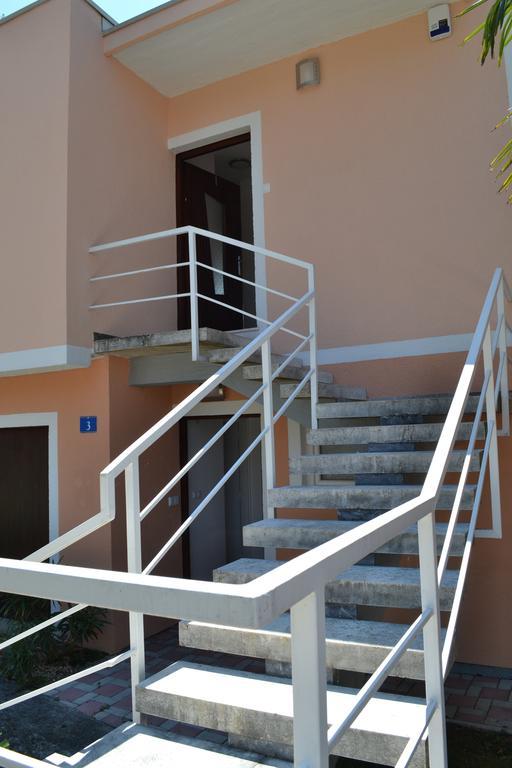 Apartments Lungomare Umag Exterior foto